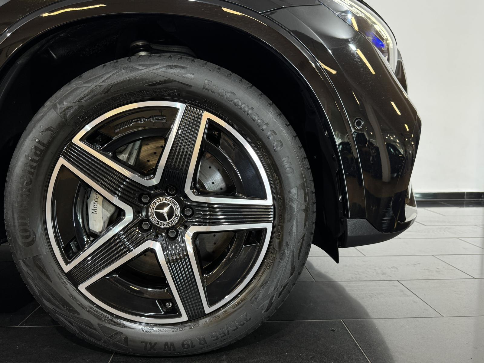 Mercedes-Benz GLC 200 AMG 4M*Pano*HeadUP*Night*360°*Memory*