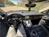 Porsche Panamera 4S S - Porsche Panamera mit Benzin-Antrieb: Braun