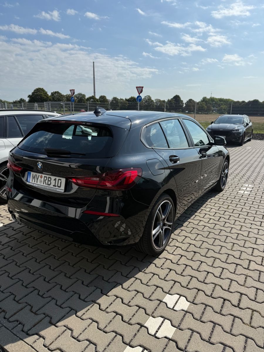 BMW 118i Advantage Advantage