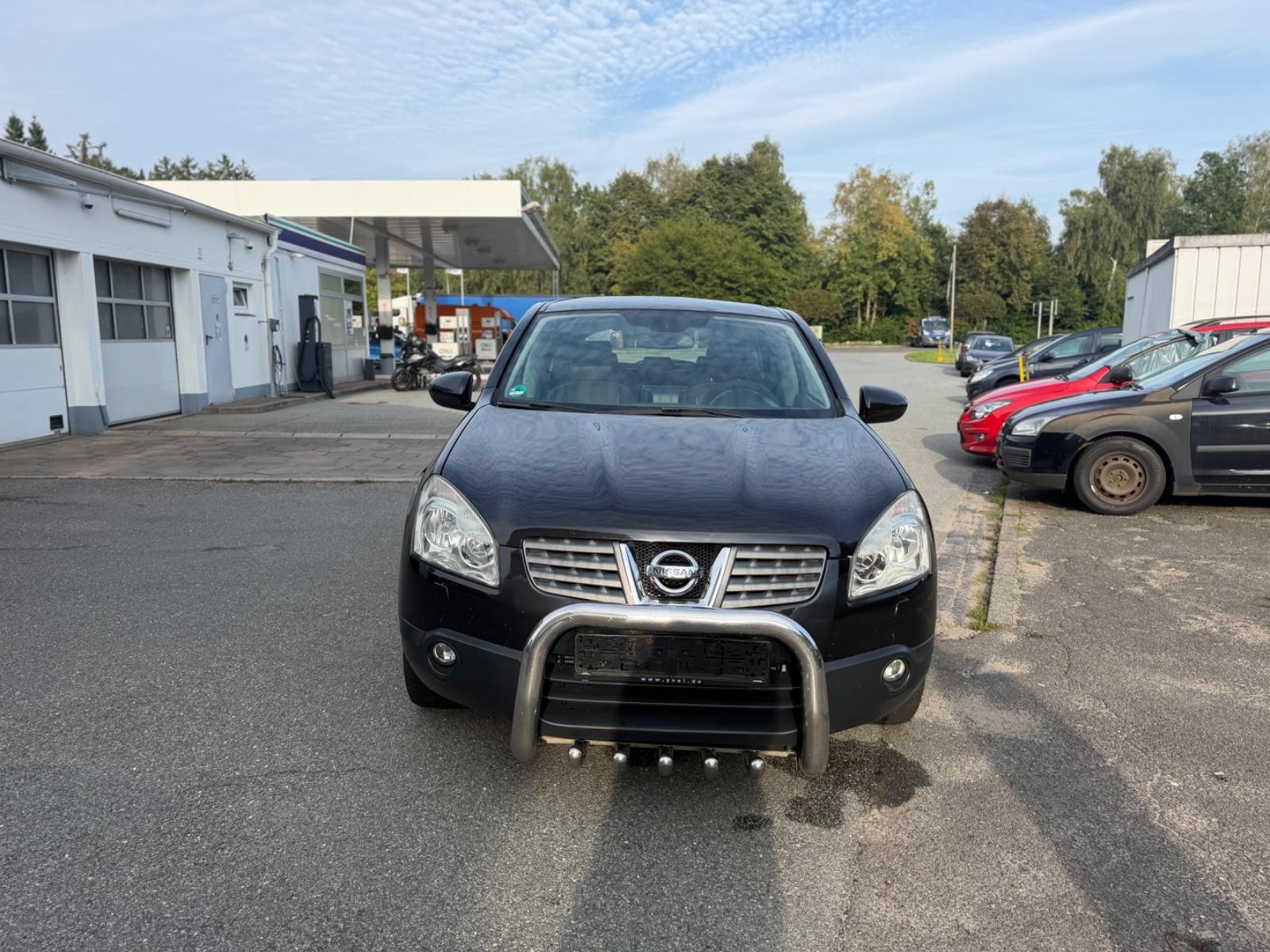 Nissan Qashqai Tekna 4X4 TÜV & INPEKTION NEU