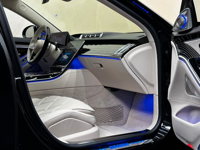 R.W. Exclusive Cars