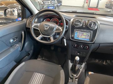 Dacia Sandero II Stepway Celebration *NAVI*PDC*KLIMA*