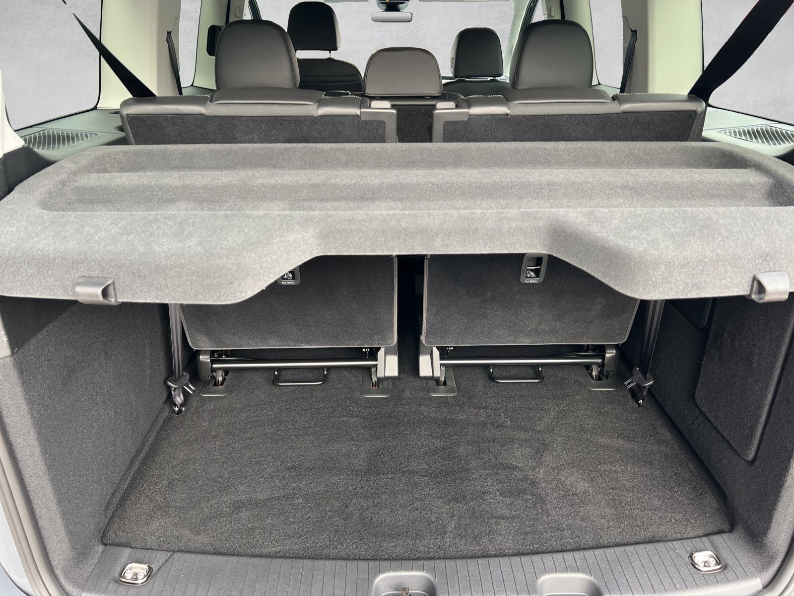 Caddy Maxi Style 1.5 TSI DSG AHK*Navi*Standhzg.