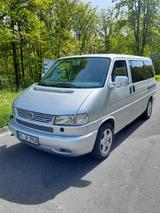 Volkswagen T4 Caravelle 2,5-l-Diesel TDI 111kW Flügeltüren