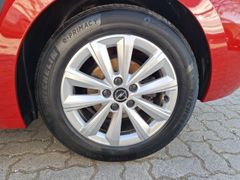 Fahrzeugabbildung Opel Astra L Enjoy 1.2 Turbo AGR-Sitz, LED, SHZ, RFK