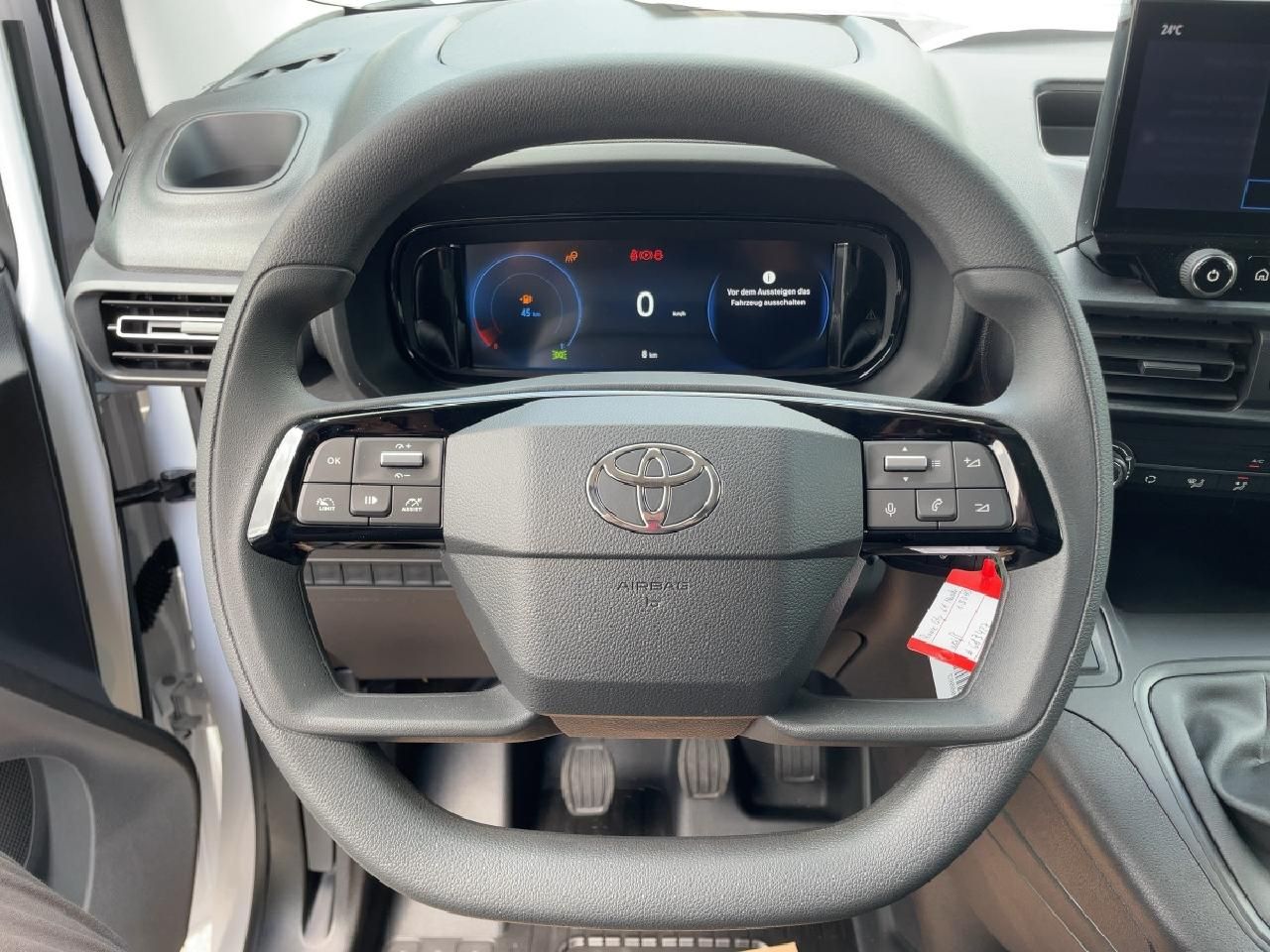 Fahrzeugabbildung Toyota Proace City L1 Meister 1,5L Full Link Freisprech