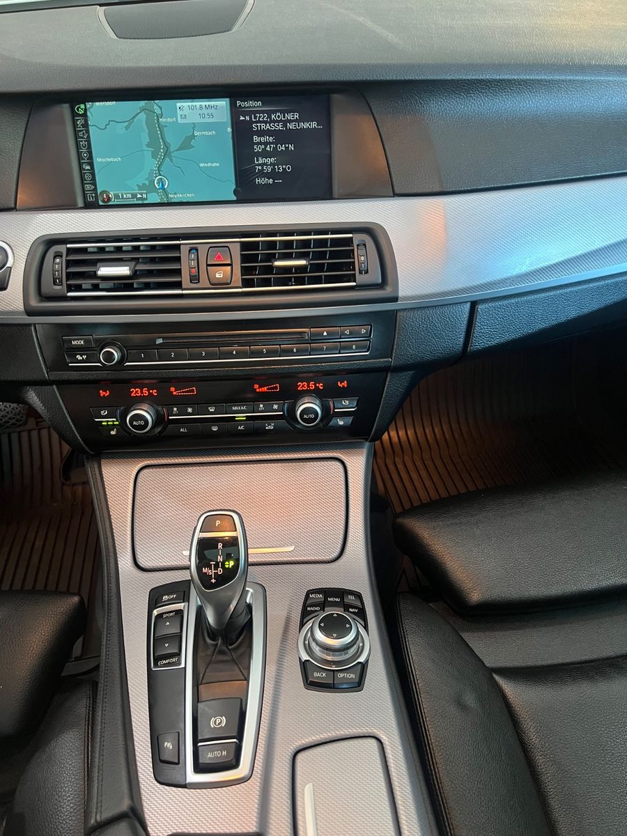 Fahrzeugabbildung BMW 525 d Lim. M Sport Paket *Digitaltacho*Softc*