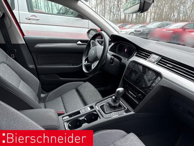 Volkswagen Passat Variant - Bild 3
