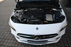 MERCEDES-BENZ B 220 d AMG Line PANO LEDER AUTOM 360°CAM LED