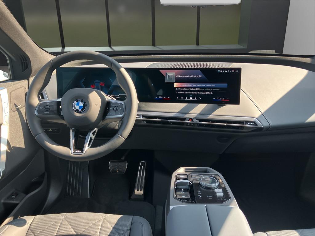 BMW iX xDrive45 M-SPORT LED NAVI 360° PDC 21" AHK