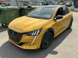 Peugeot e-208 GT Pano R.Cam Navi ACC LED SHZ Totwinkel - Peugeot e-208: Limousine