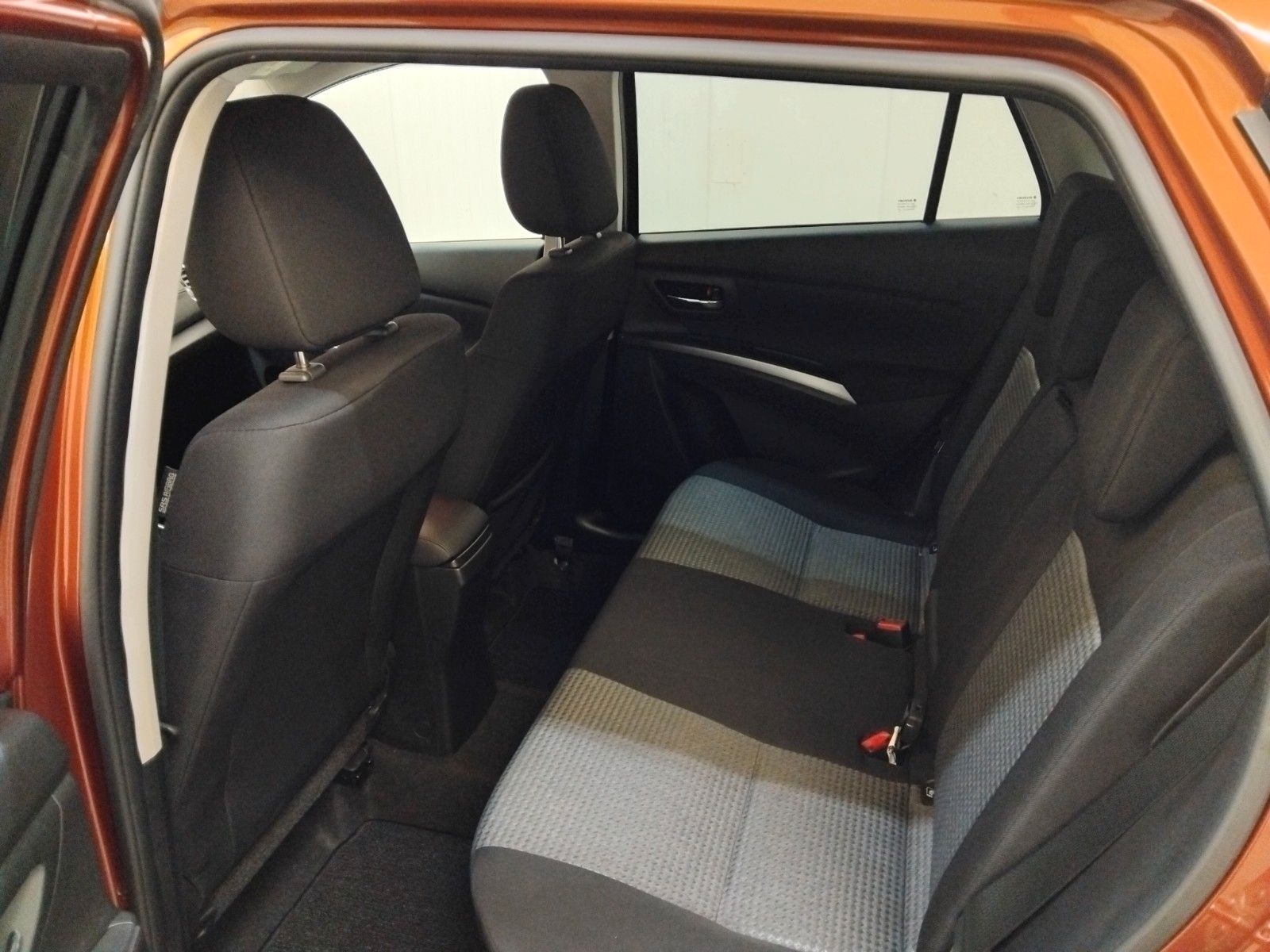 Suzuki SX4 S-Cross (06/2026, Benzin)