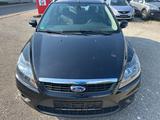 Ford Focus Turnier Style + Diesel 1,6 - Ford Focus aus 2010 mit Diesel-Antrieb