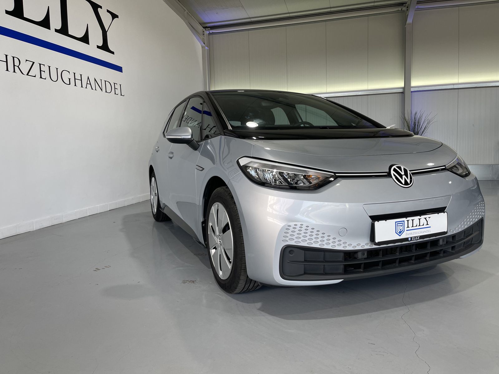 Fahrzeugabbildung Volkswagen ID.3 Pure Performance 110 kW*LED*Navi*Spur*