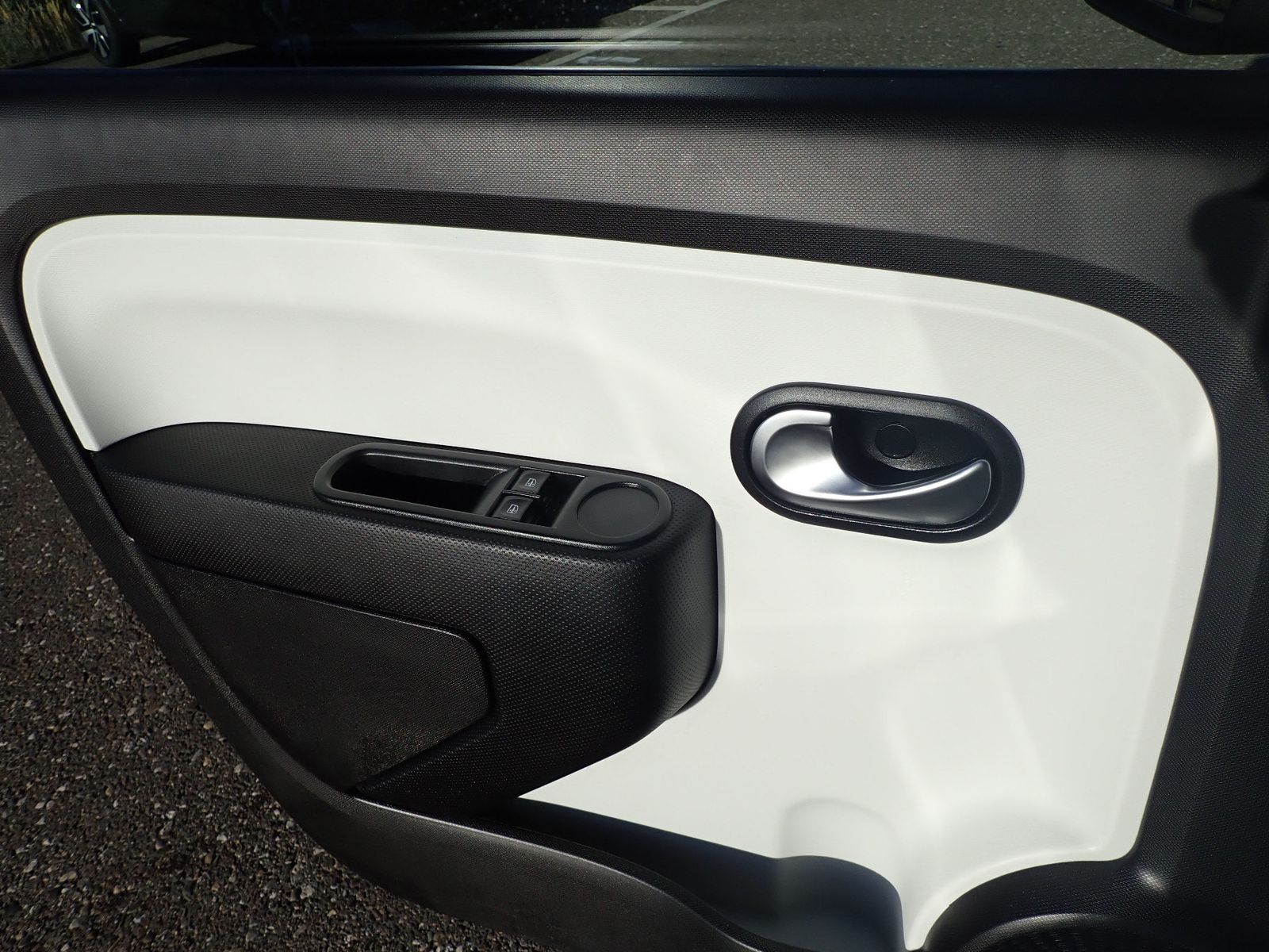 Fahrzeugabbildung Renault Twingo Limited SCe 75