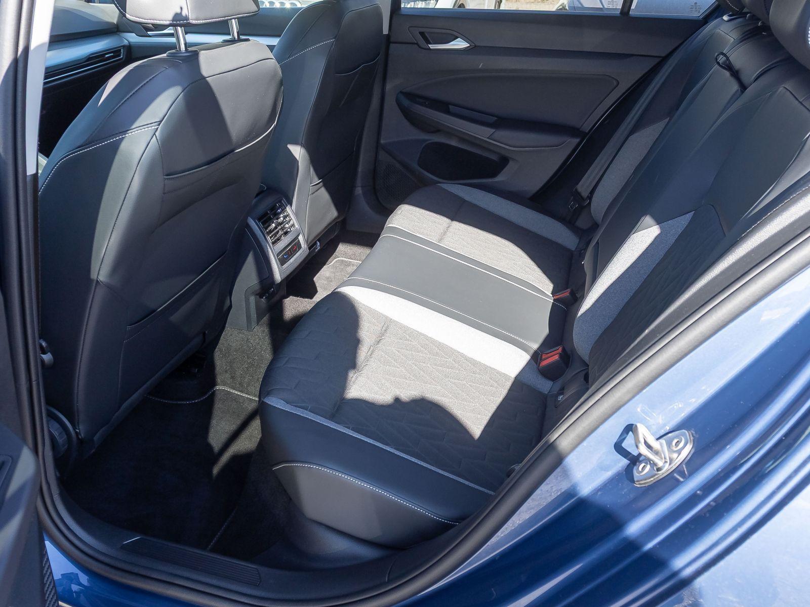 Volkswagen Golf VIII Goal 1.5 eTSI DSG Navi Matrix ACC AHK, миниатюра 17