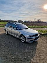 BMW 325i Touring - BMW 325 aus 2003: 325i