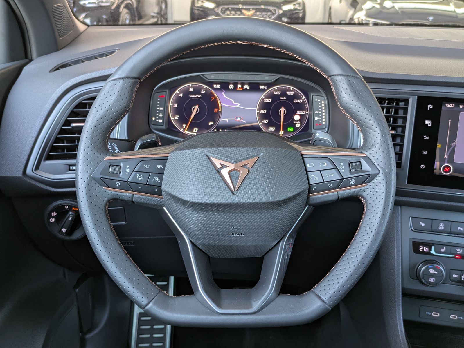 Fahrzeugabbildung CUPRA Ateca 1.5 TSI DSG AHK*LED*ACC*APP*KAMERA*19"