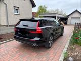 Volvo V60 Cross Country D4 AWD Geartronic Pro Pro - gebrauchte Volvo V60 Cross Country aus dem Jahr 2020