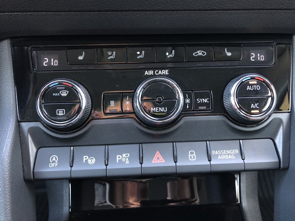 SKODA Kodiaq 2.0TDI 4x4 DSG Style Standh.Kam.AHK.Allw. – Bild 16