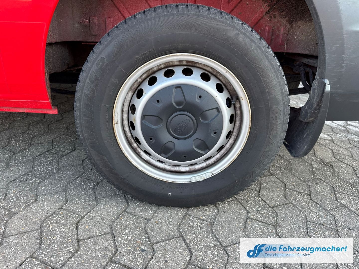 Fahrzeugabbildung Ford Transit Custom Kombi 300 L1 2.2 TDCi *2342 *KLIM