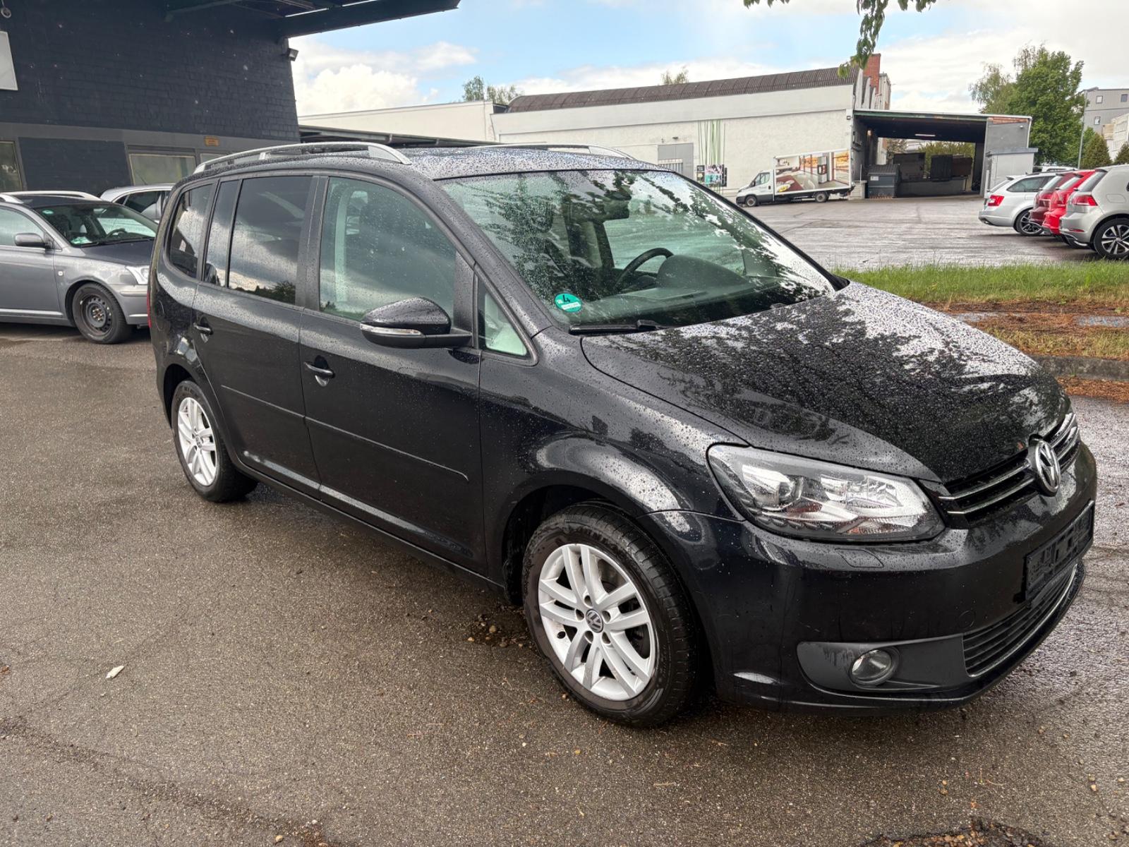 Volkswagen Touran Pano AHK Xenon Navi