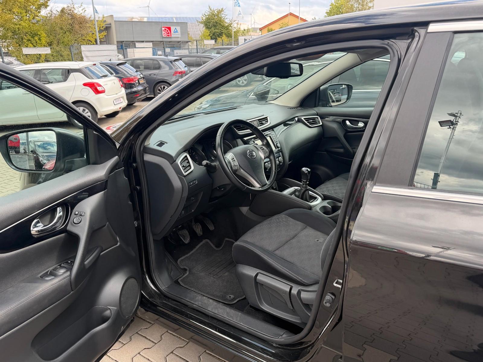 Nissan Qashqai Acenta/R-Kamera/SHZ/PDC/1.Ha/ZV/Eu5/AHK