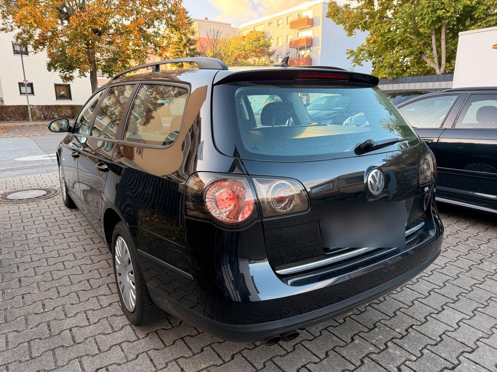 Volkswagen Passat 2007 — салон