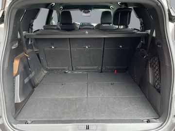 Peugeot 5008 - 5