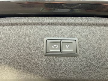 Audi Q5 40 TDI quattro S-Line Plus+AHK+LED+Navi+SHZ