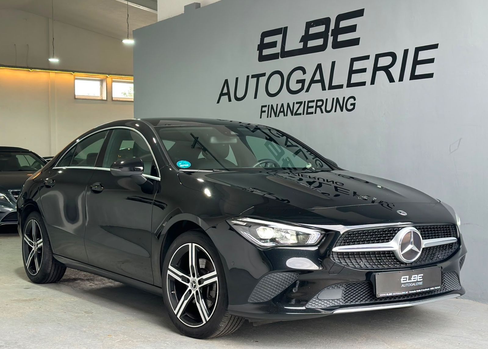 Mercedes-Benz CLA 200 d 8G-DCT 1.Hand Voll-Service EURO6 Leder