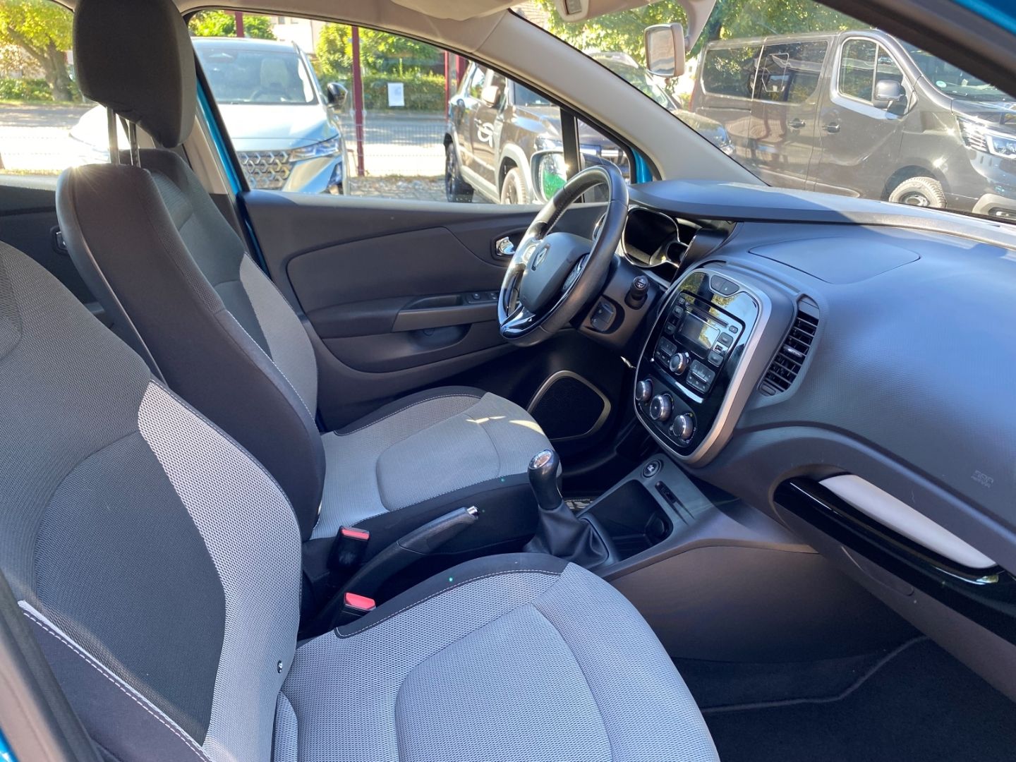 Fahrzeugabbildung Renault Captur Dynamique TCE 90 Apple CarPlay Android Au