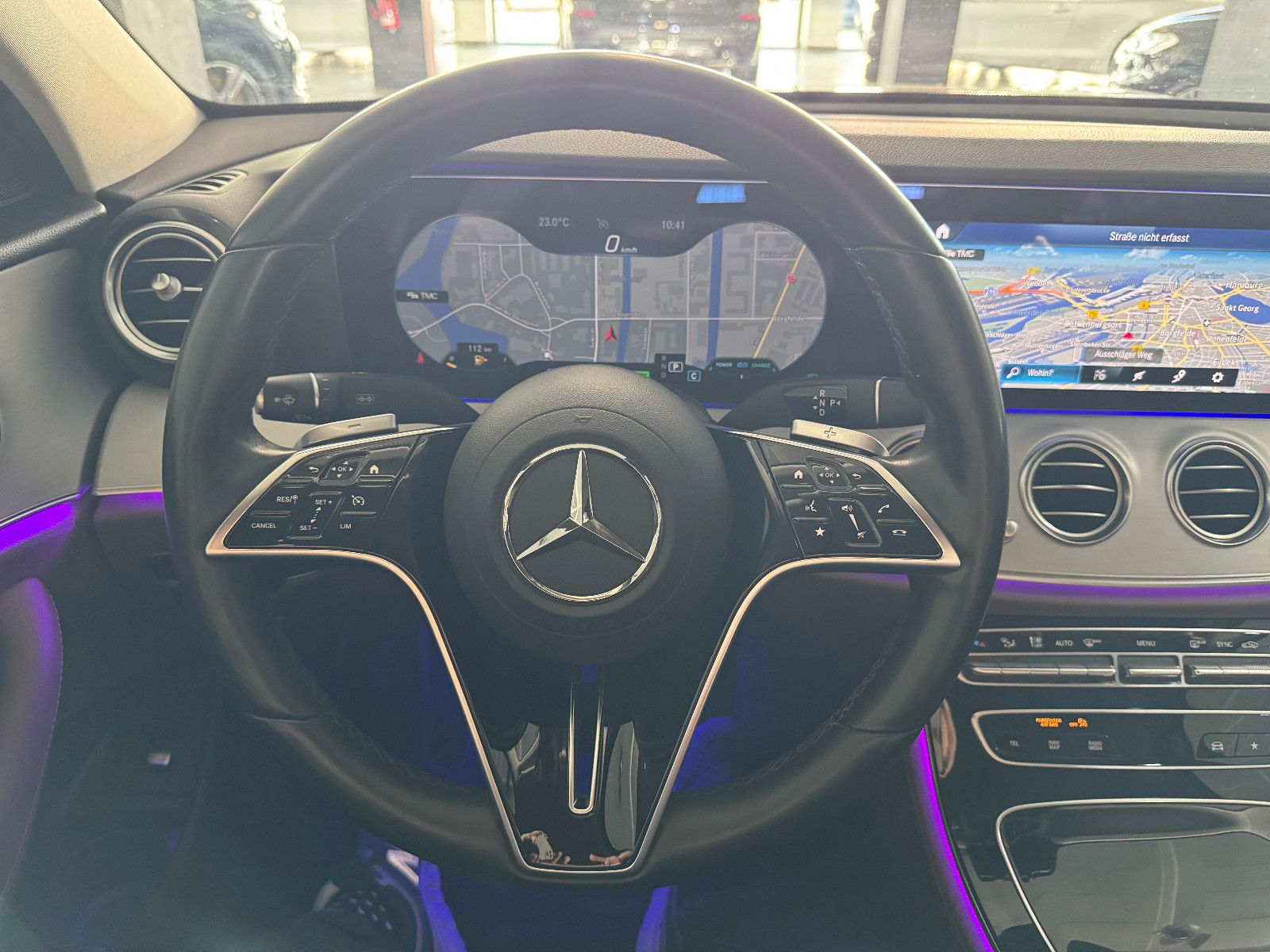 Fahrzeugabbildung Mercedes-Benz E 450 4MATIC 9G-TRONIC 2X AVANTGARDE FACELIFT