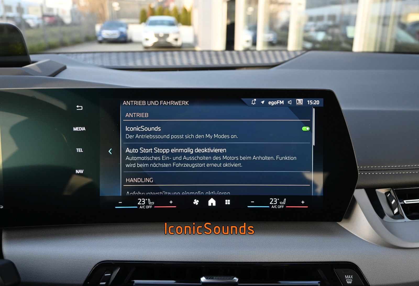 Fahrzeugabbildung BMW 223i xDr. Active Tourer °AHK°HEAD-UP°MEMORY°360°