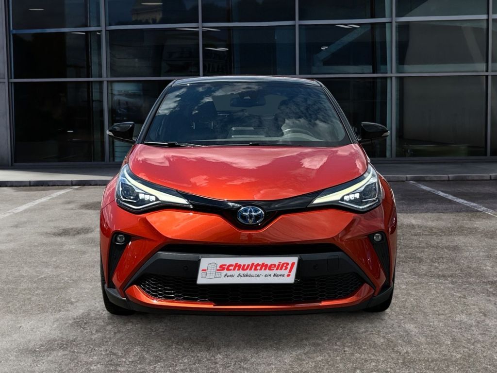 Fahrzeugabbildung Toyota C-HR 2.0 Hybrid Orange Edition
