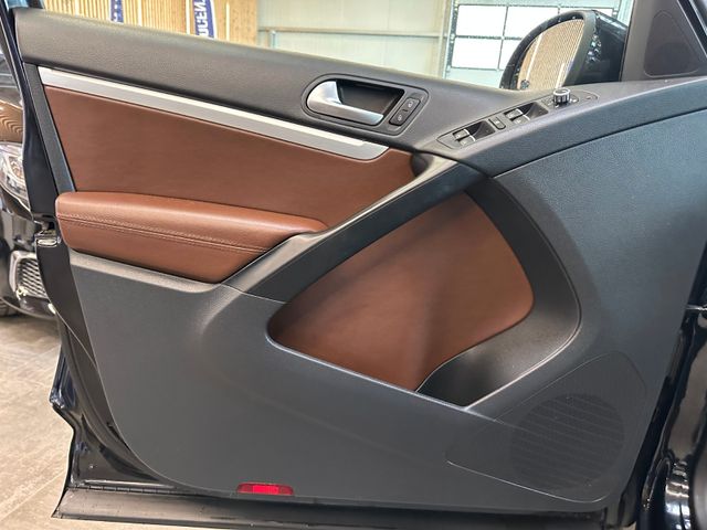 Volkswagen Tiguan Sport & Style 4Motion *2. Hand*Klima*PDC*