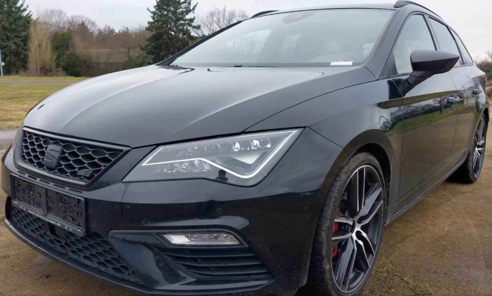 Seat Leon Cupra Allrad/300PS/Panorama/Kamera/LED/Alus