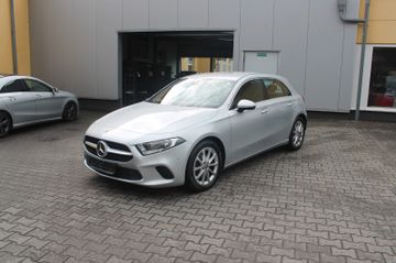 MERCEDES-BENZ A 180 Urban DCT+Wippen*MBUX*DAB*PDC*