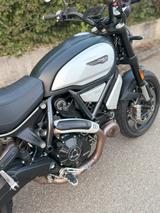 Ducati Scrambler 1100 Pro Dark m. lebenslanger Garantie - DUCATI SCRAMBLER 1100 DARK PRO