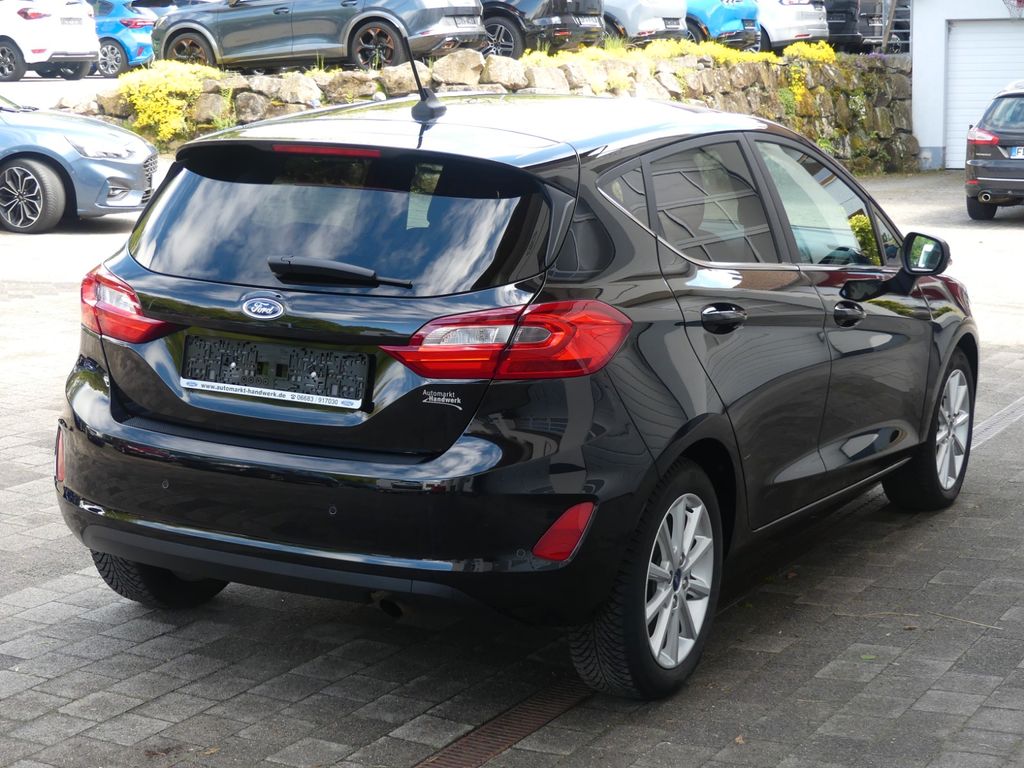 FORD Fiesta Titanium FORD Fiesta Titanium