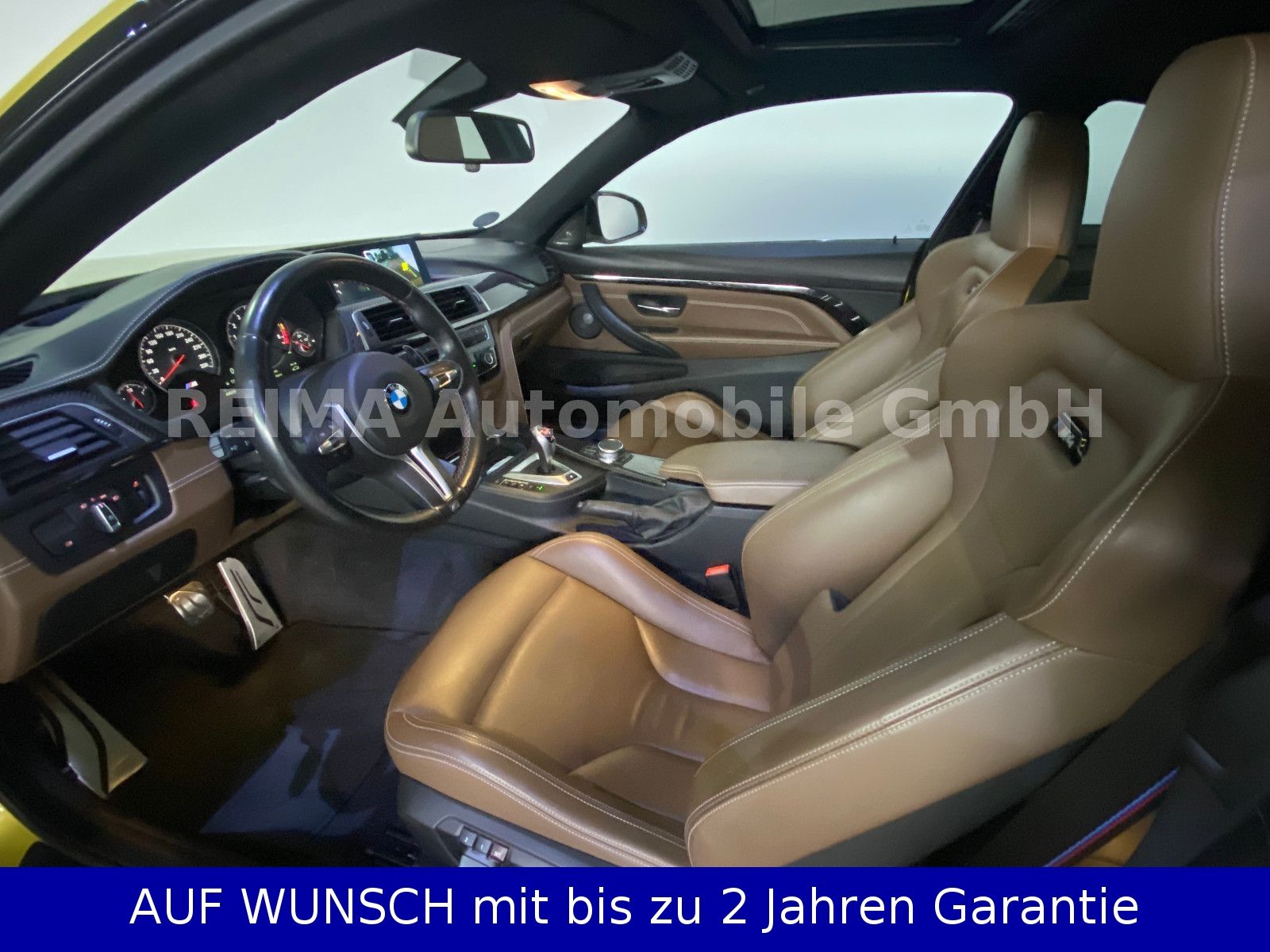 Fahrzeugabbildung BMW M4 Coupe Competition, Drivers Package, HUD