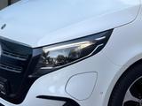 Mercedes-Benz EQV 300 AVANTGARDE Lang Distro+Airmatic+E.tür+Le - Mercedes-Benz EQV Gebrauchtwagen in Hamburg
