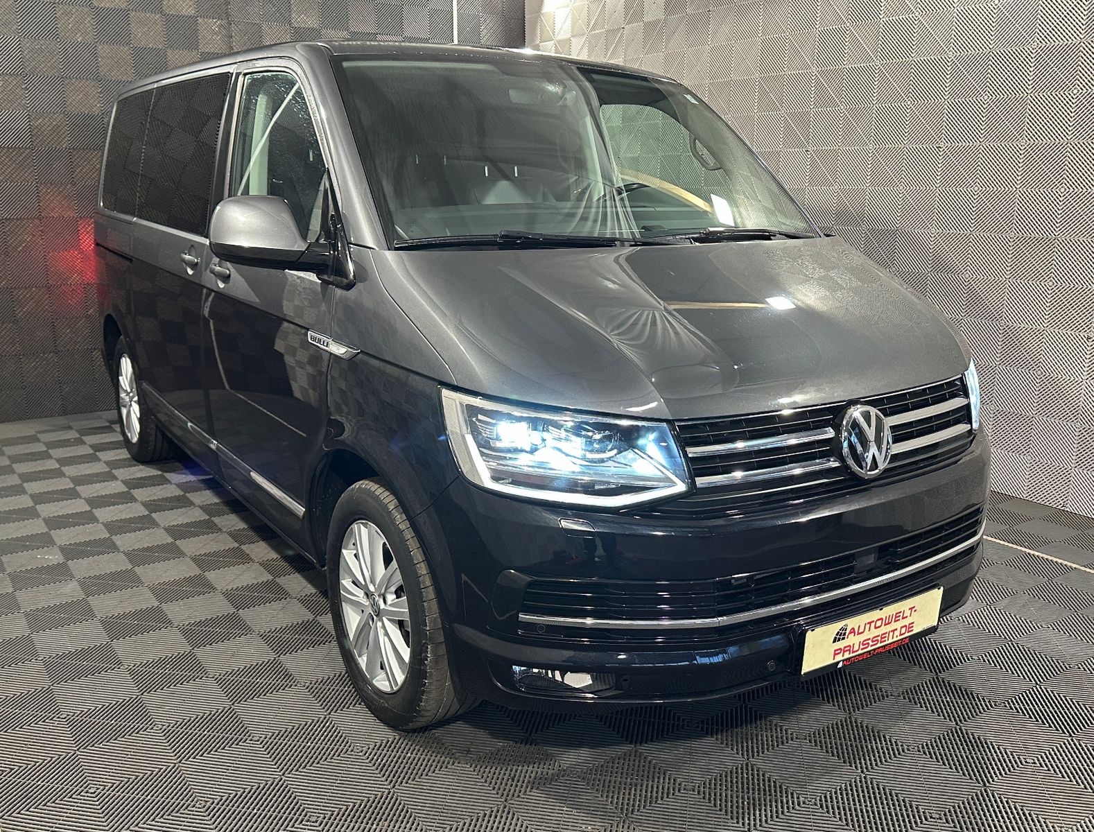 Gebrauchtwagen Volkswagen T6 Multivan T6 Multivan*HIGHLINE*LED-ACC-STHZ-WLAN-AHK-MEMO in Horb am Neckar