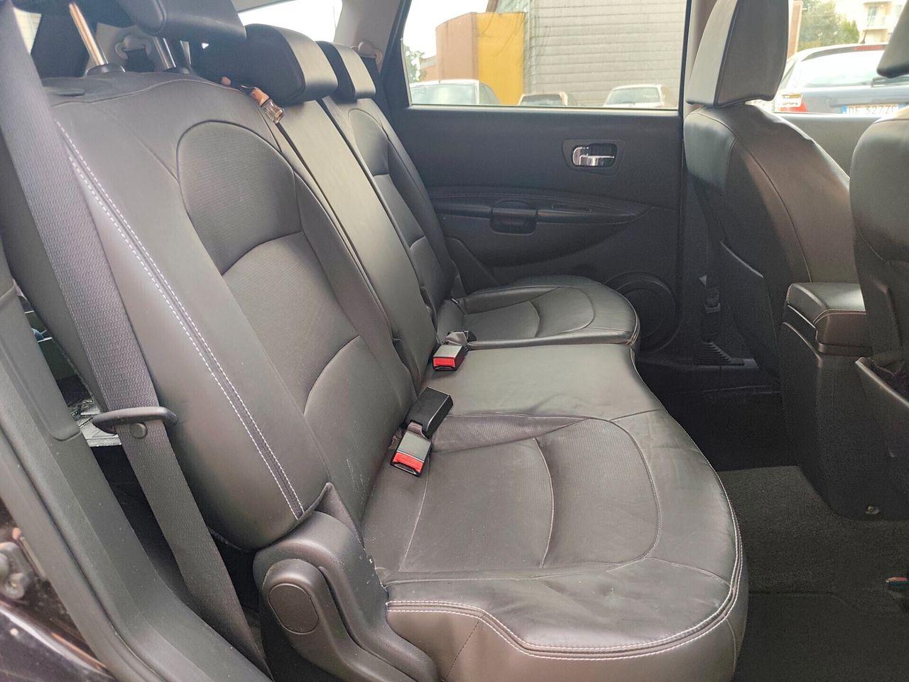 Nissan Qashqai+2 2009 — photo 10