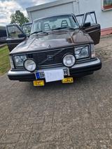 Volvo 244 DL - Volvo 244 mit Benzin-Antrieb