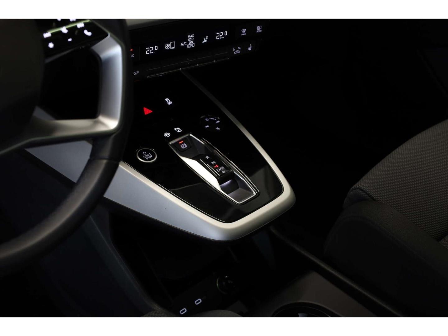 Audi Q4 45 quattro AHK/W-Pumpe/RFK/P-Dach/ACC, миниатюра 18