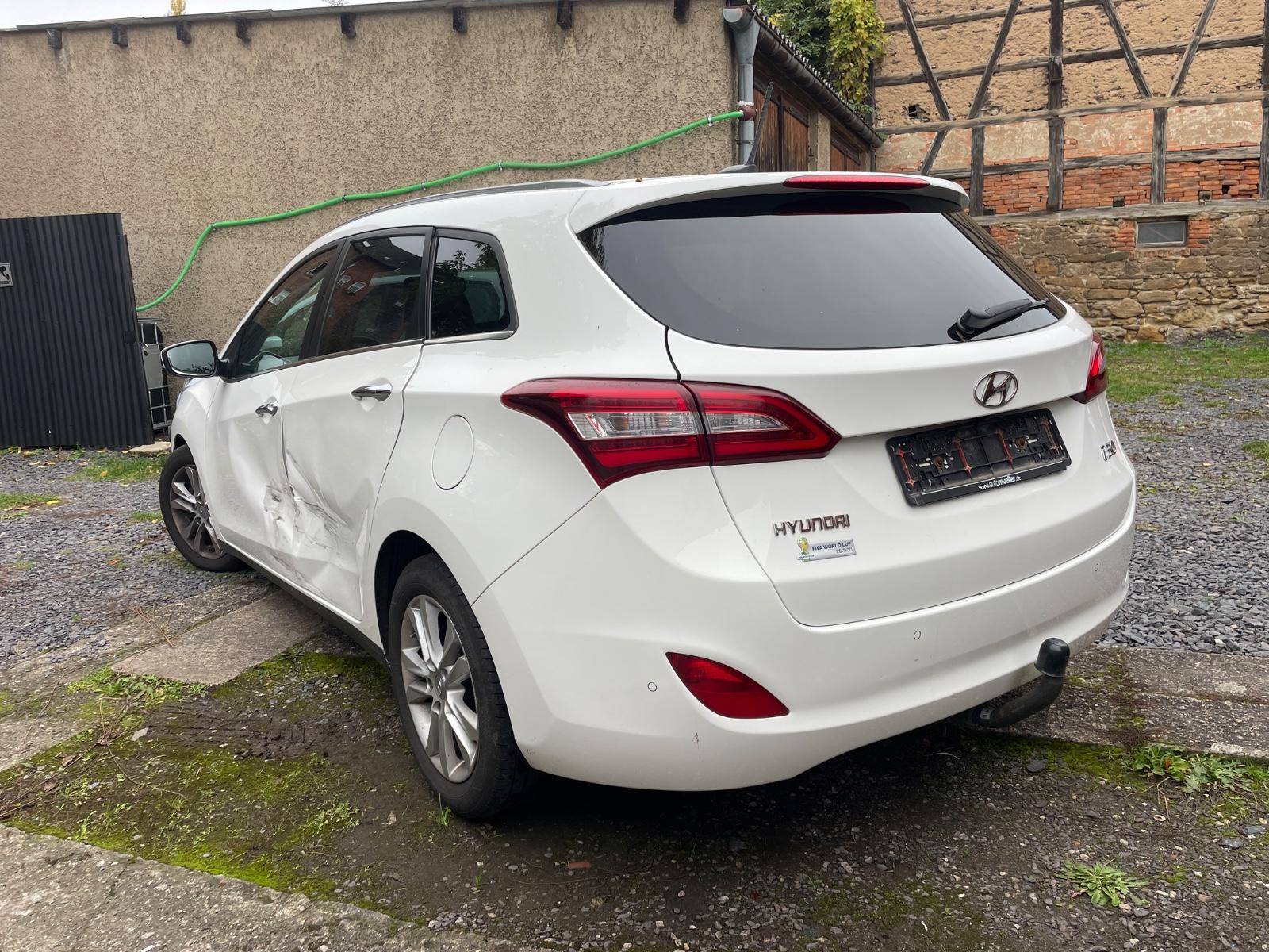 Hyundai i30 2015 — photo 6