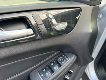 Fahrzeugabbildung Mercedes-Benz GLE 350d 4Matic AMG*HarmanK*360°Kam*Softclose*