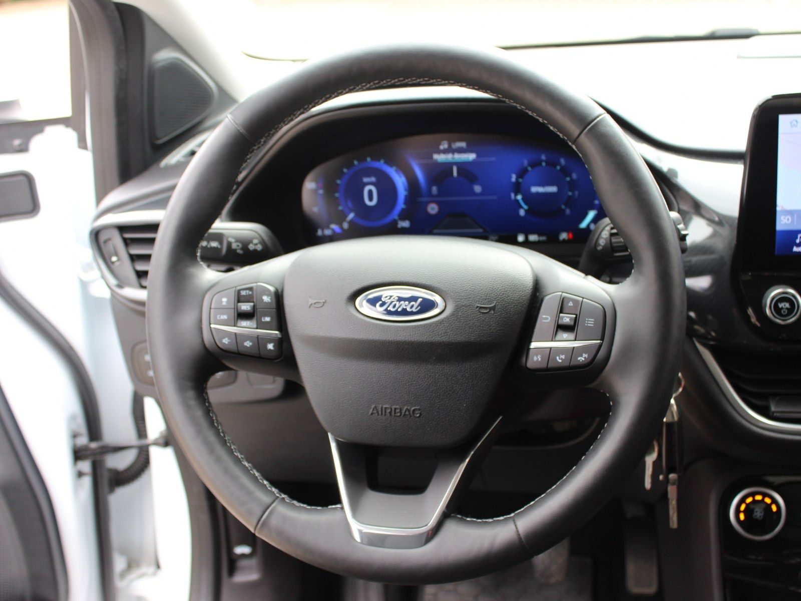 Fahrzeugabbildung Ford Puma Titanium 1,0 EcoBoost Mild Hybrid