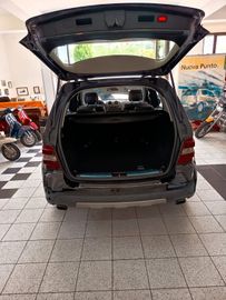 Mercedes ML 320 - 10